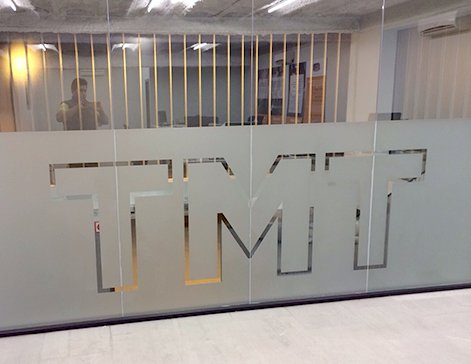 Instalación vinilos glaseados barcelona, vinilo glass