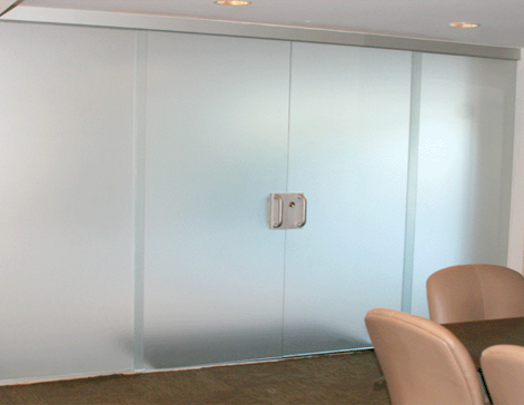 Instalación vinilos glaseados barcelona, vinilo glass